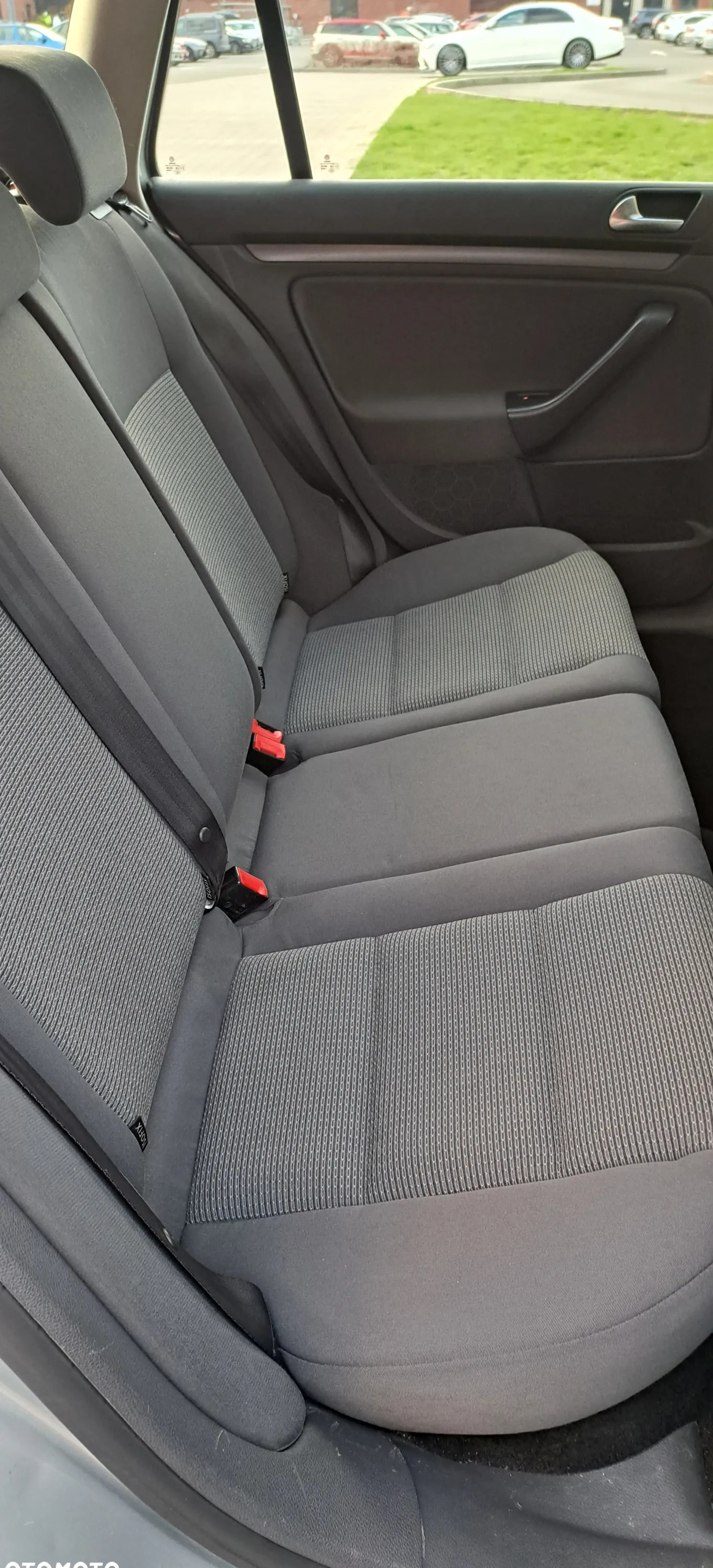 Volkswagen Golf cena 14000 przebieg: 320000, rok produkcji 2009 z Wrocław małe 11